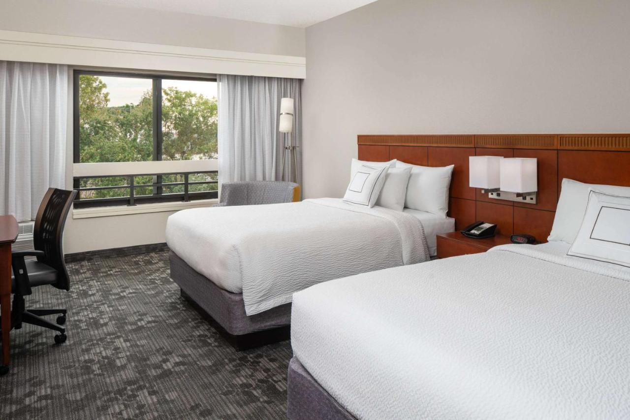 Sonesta Select Miami Lakes Buitenkant foto